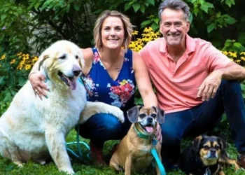 After adopting a Patou saved from abuse, this couple creates a sanctuary for rejected animals